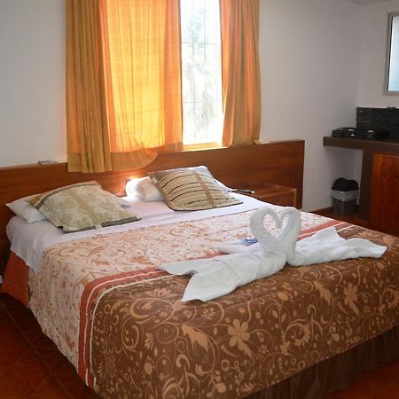 Hostal Muyuyo Puerto Ayora  Kültér fotó